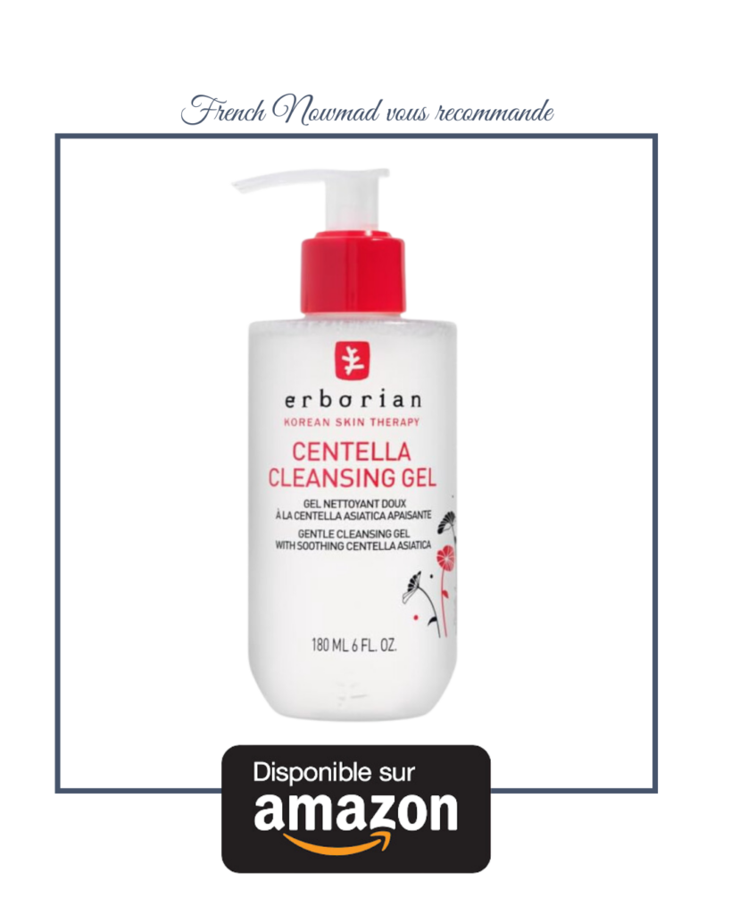 Gel nettoyant à la centella ERBORIAN, il nettoie et apaise les peaux sensibles, pour qu'elle retrouve un teint superbe.